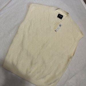 Abercrombie & fitch without sleeves beige sweater